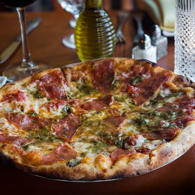 Pizza 44.
