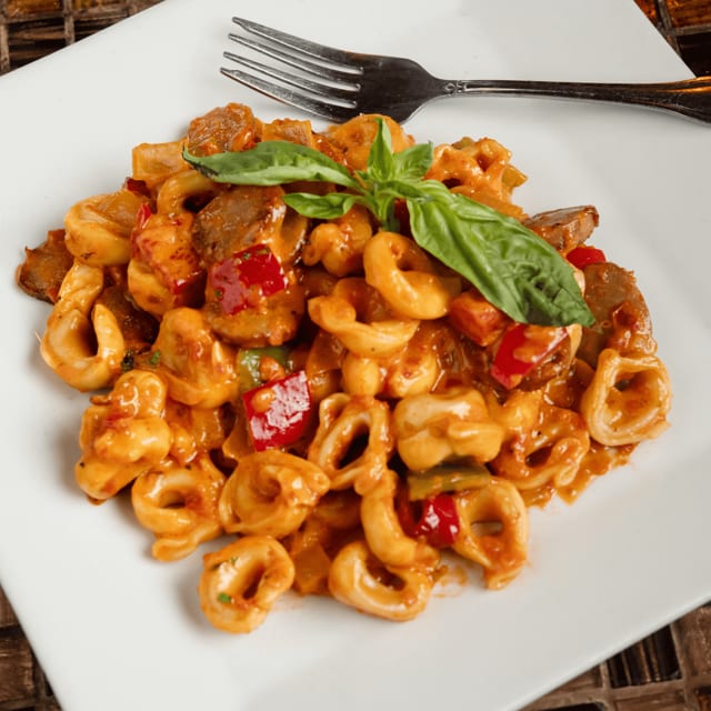 Tortellini Napolitano.